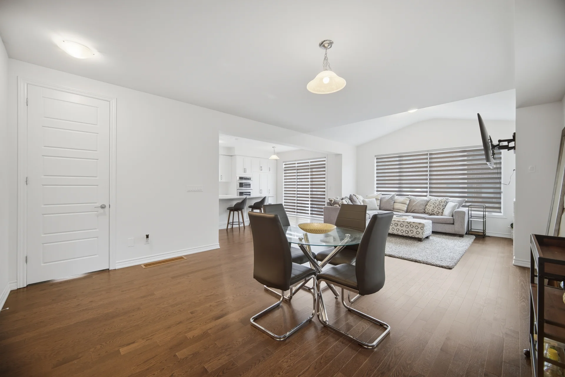 426 Coronation Road, Whitby - photo 10