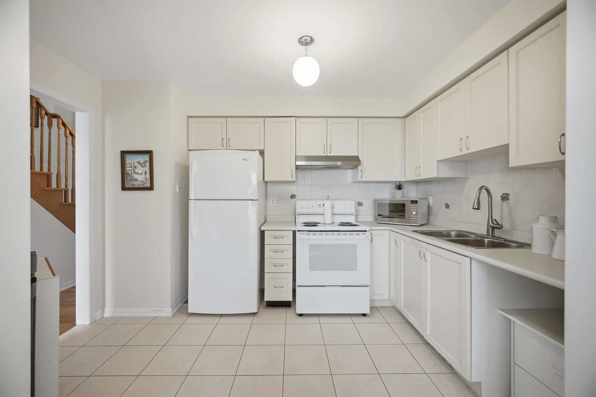 6 Barkdale Way, Whitby - photo 9