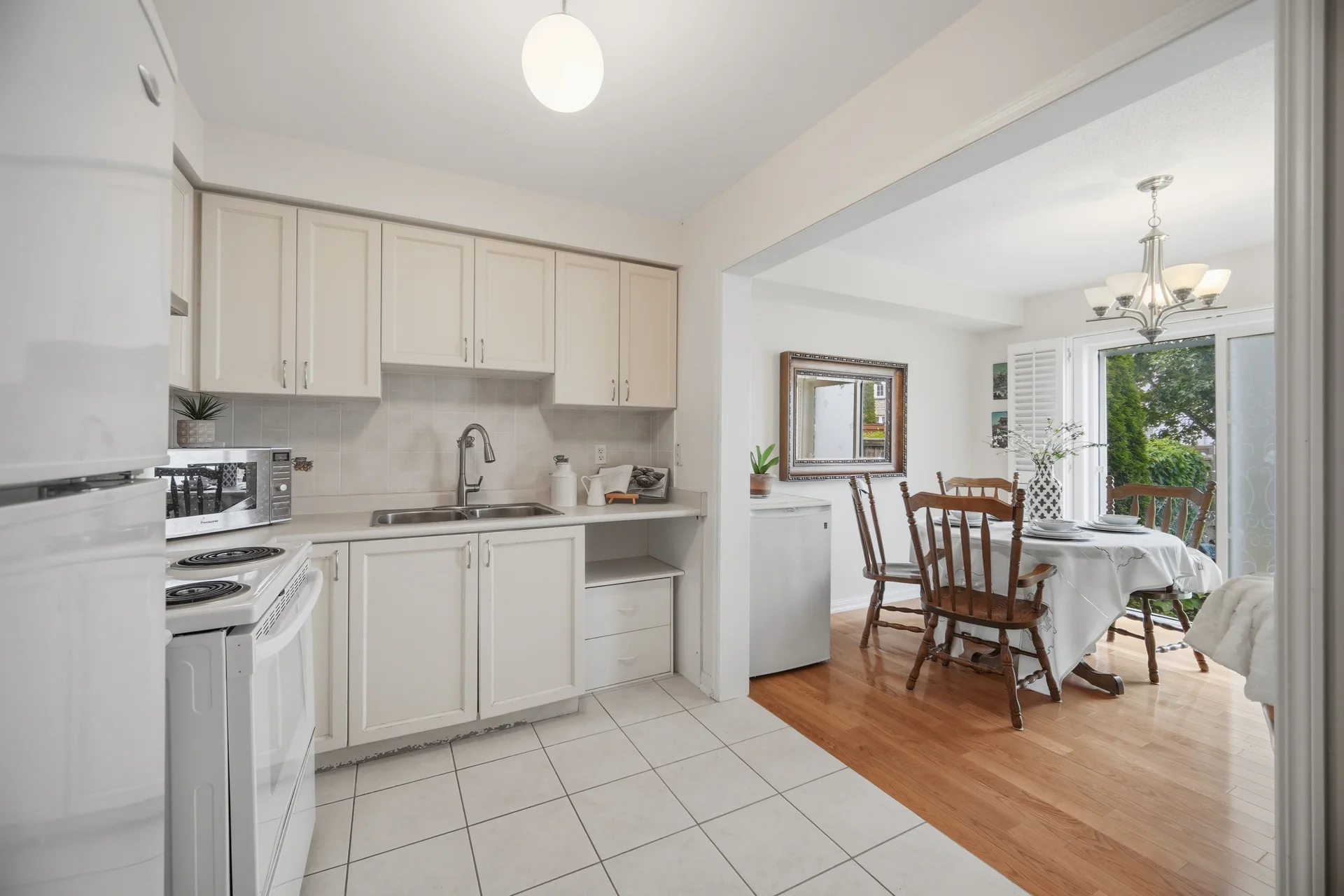 6 Barkdale Way, Whitby - photo 10