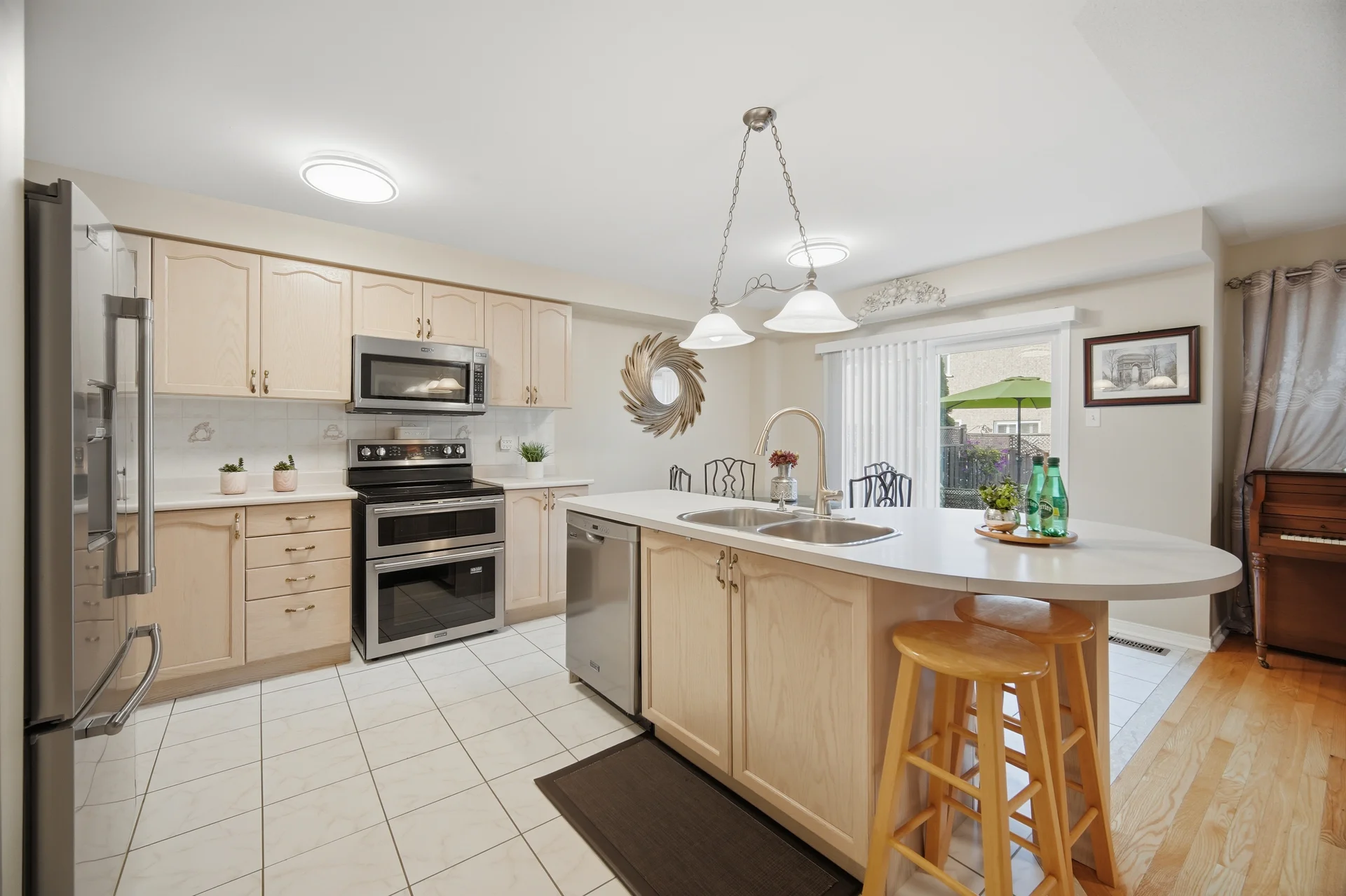 39 Legend Lane, Brampton - photo 18