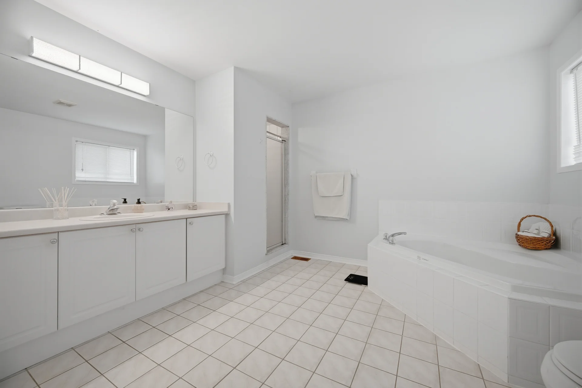 39 Legend Lane, Brampton - photo 36