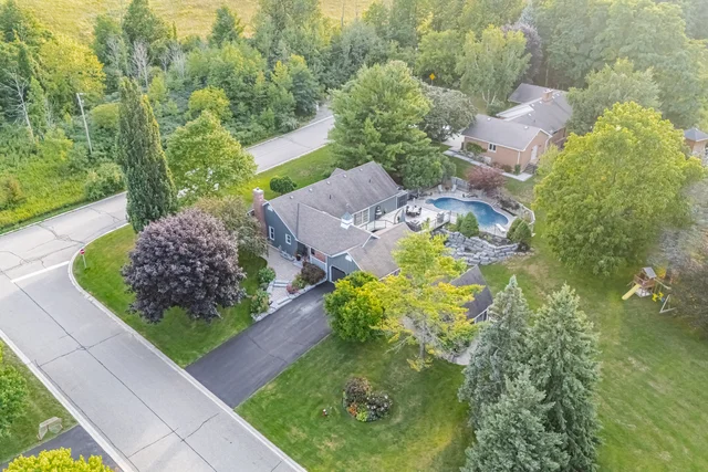 38 West Village Drive, Caledon - photo 5