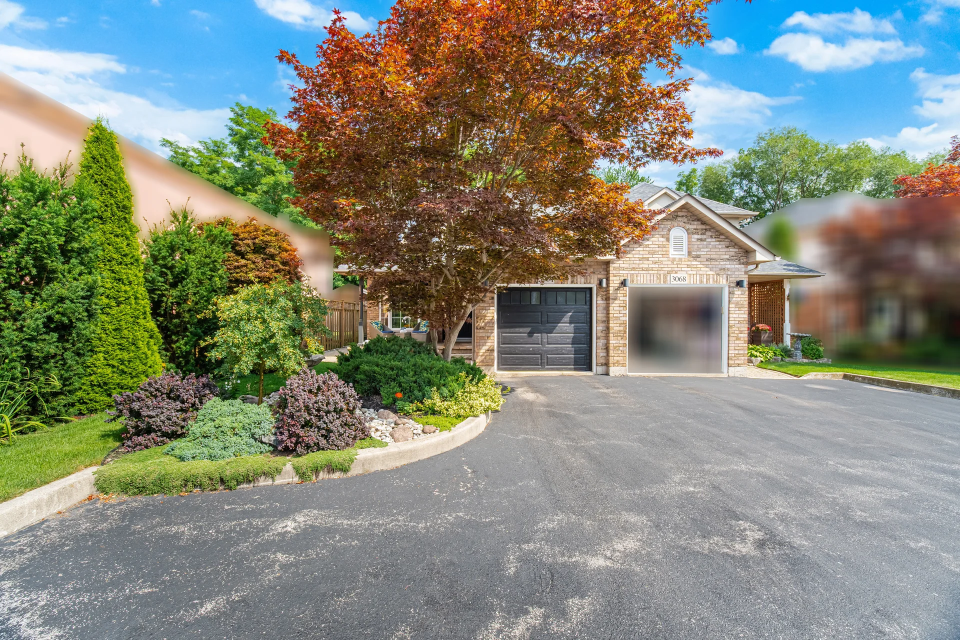 3064 Lakeshore Road West, Oakville - photo 2