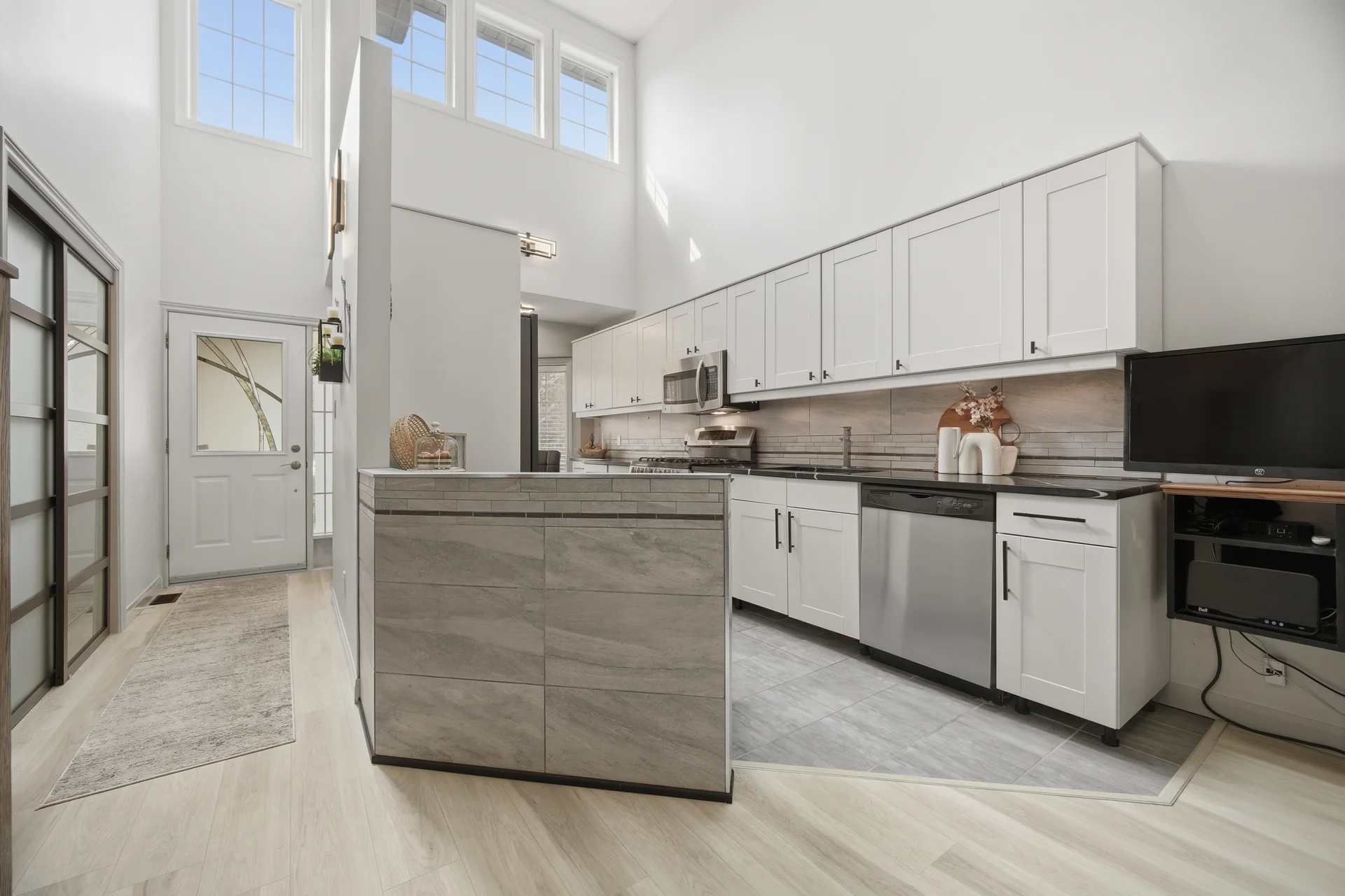 3064 Lakeshore Road West, Oakville - photo 11