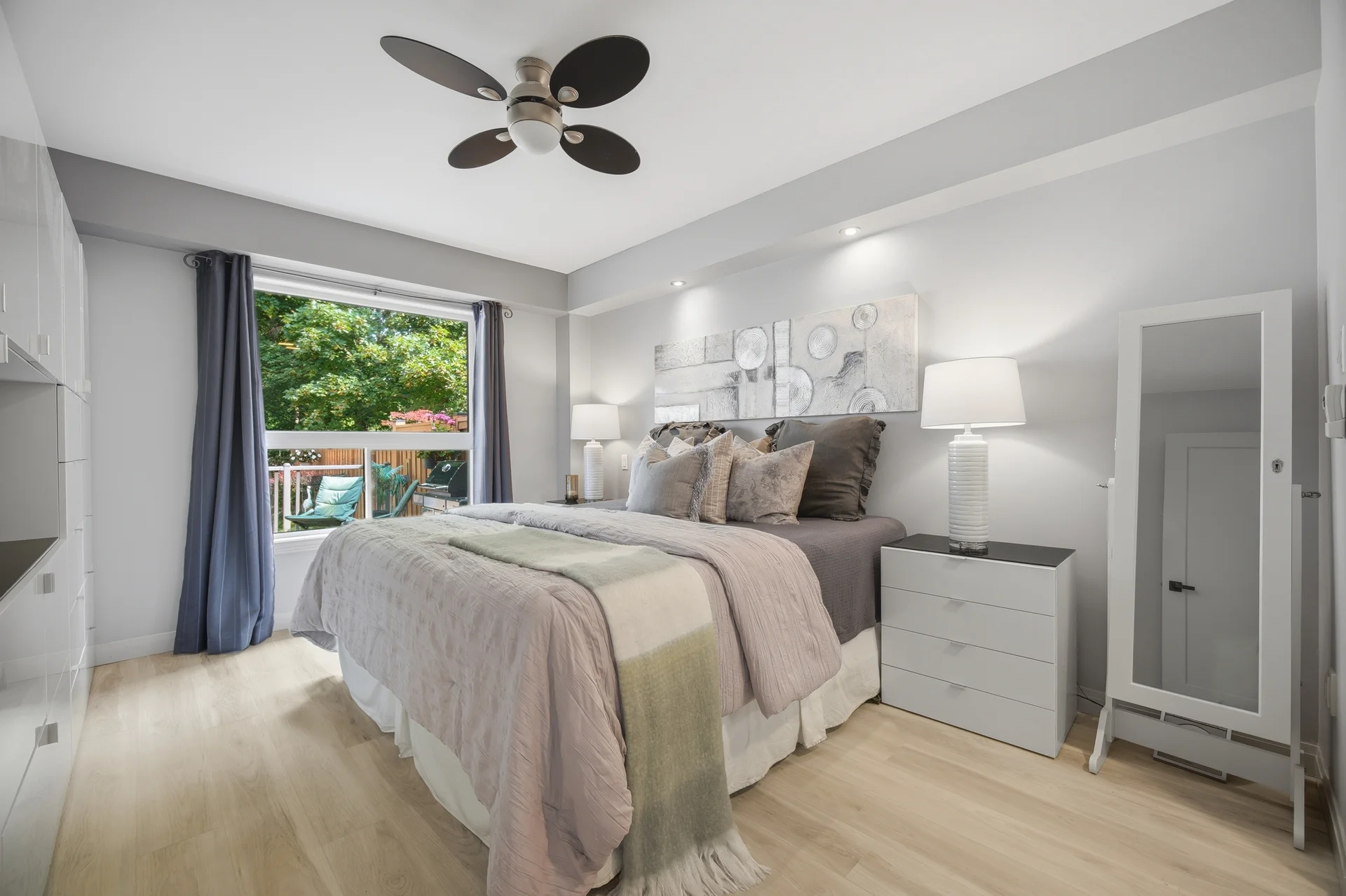 3064 Lakeshore Road West, Oakville - photo 27