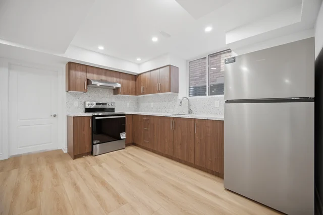 48 Eastman Drive, Brampton - photo 8