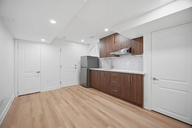 48 Eastman Drive, Brampton - photo 31
