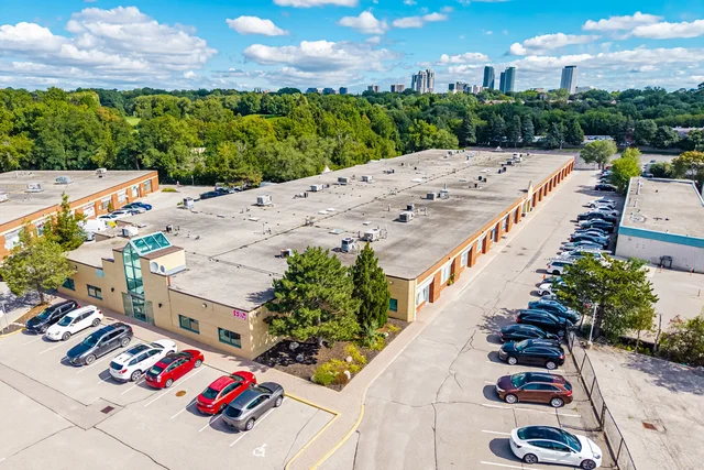 3045 Southcreek Road, Mississauga - photo 7