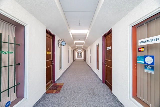 3045 Southcreek Road, Mississauga - photo 13
