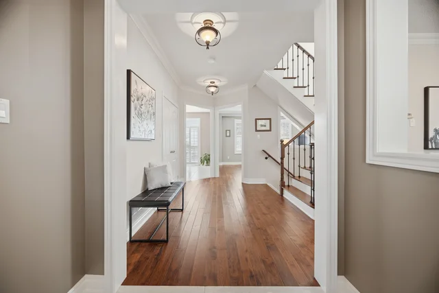 2215 Lapsley Crescent, Oakville - photo 9