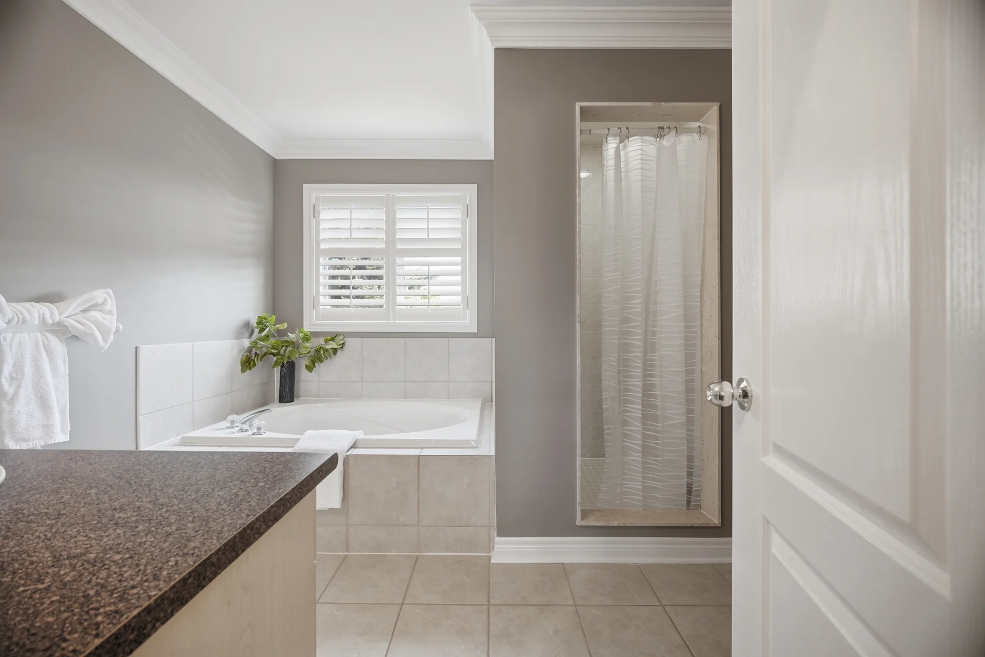 2215 Lapsley Crescent, Oakville - photo 41