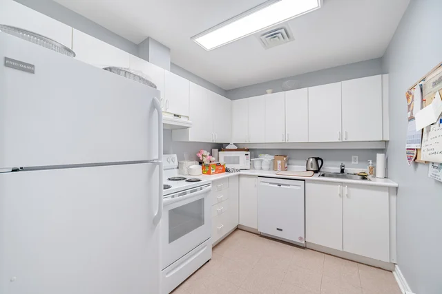 #2-77 Mill Street East, Tottenham - photo 50