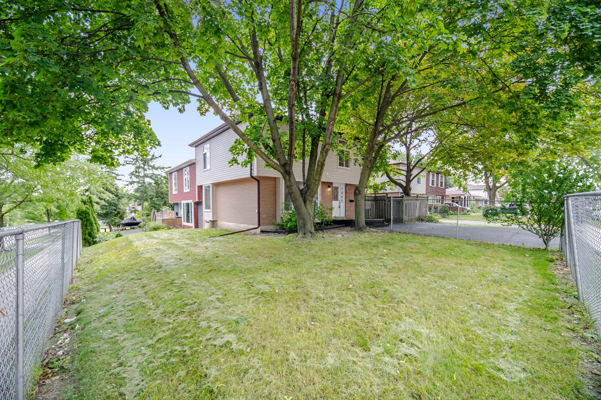 3679357