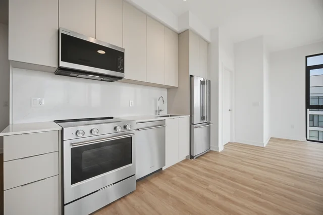 #814-740 Whitlock Avenue, Milton - photo 9