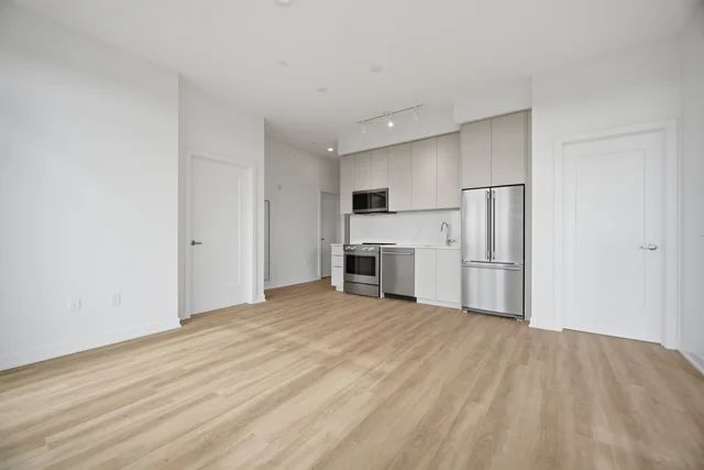 #814-740 Whitlock Avenue, Milton - photo 11