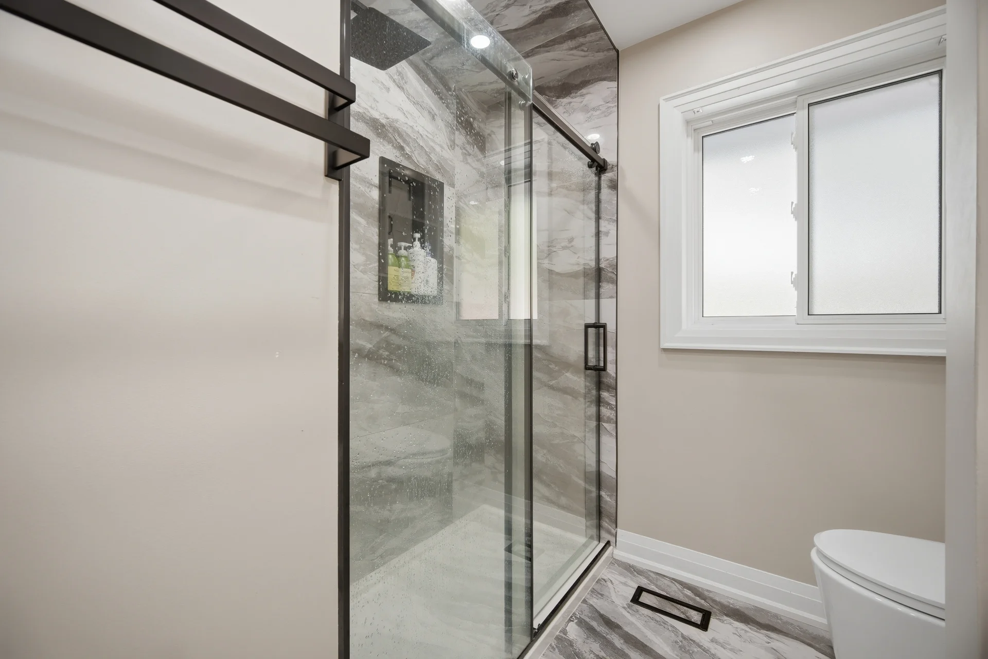 6 Maple Grove Road, Caledon Village - photo 37