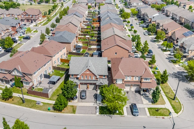 5 Delambray Street, Brampton - photo 1