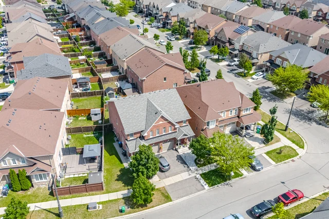 5 Delambray Street, Brampton - photo 5