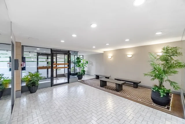 #406-2825 Islington Avenue, Woodbridge - photo 5