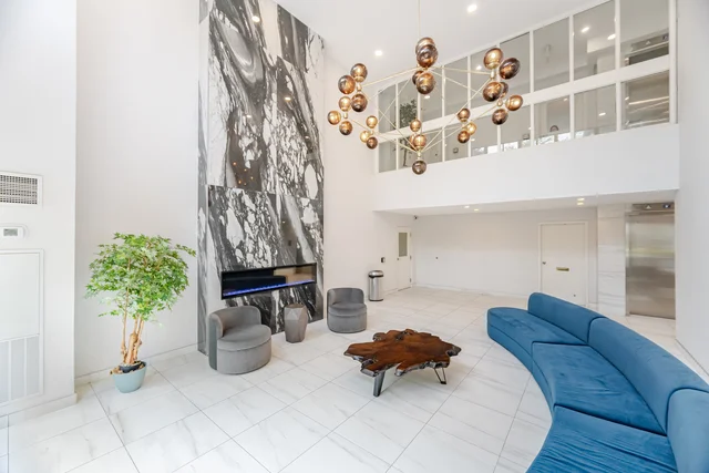 #301-1580 Mississauga Valley Boulevard, Mississauga - photo 3