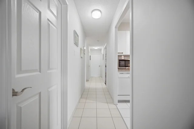 #301-1580 Mississauga Valley Boulevard, Mississauga - photo 22