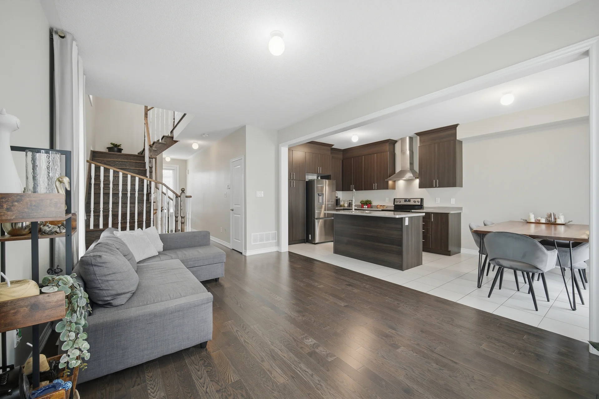 6 Hutton Cres, Angus - photo 13
