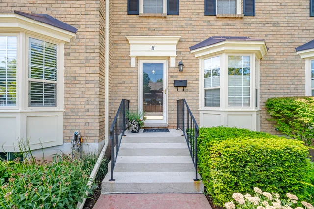 #8-2390 Woodward Avenue, Burlington - photo 6