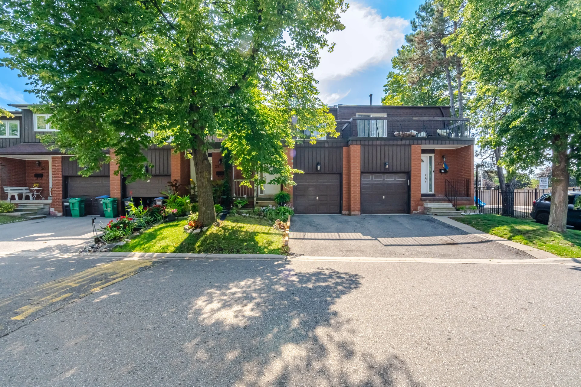 #28-750 Burnhamthorpe Road East, Mississauga - photo 2