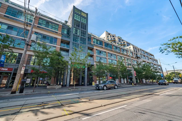 #608-1169 Queen Street West, Toronto - photo 1