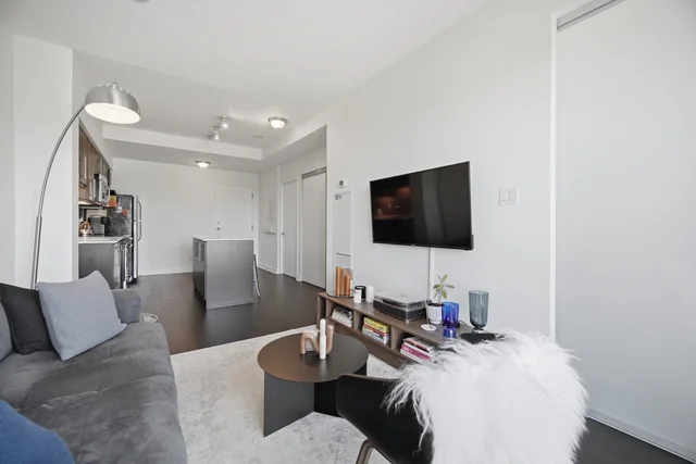#608-1169 Queen Street West, Toronto - photo 16
