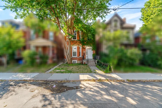 67 West Avenue North, Hamilton - photo 2