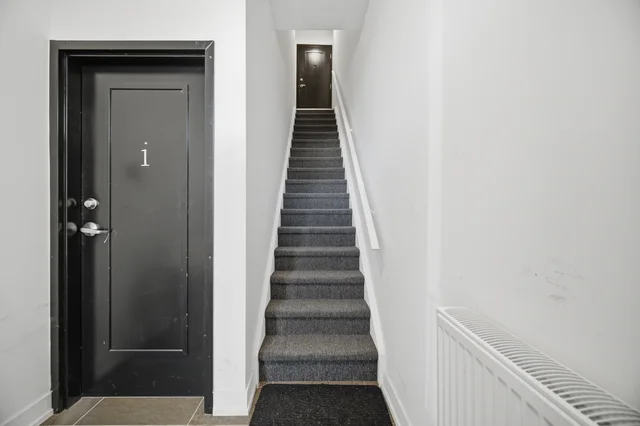 67 West Avenue North, Hamilton - photo 8