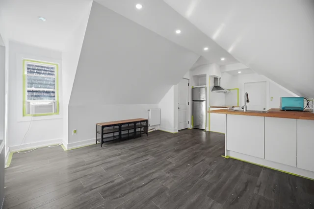 67 West Avenue North, Hamilton - photo 22