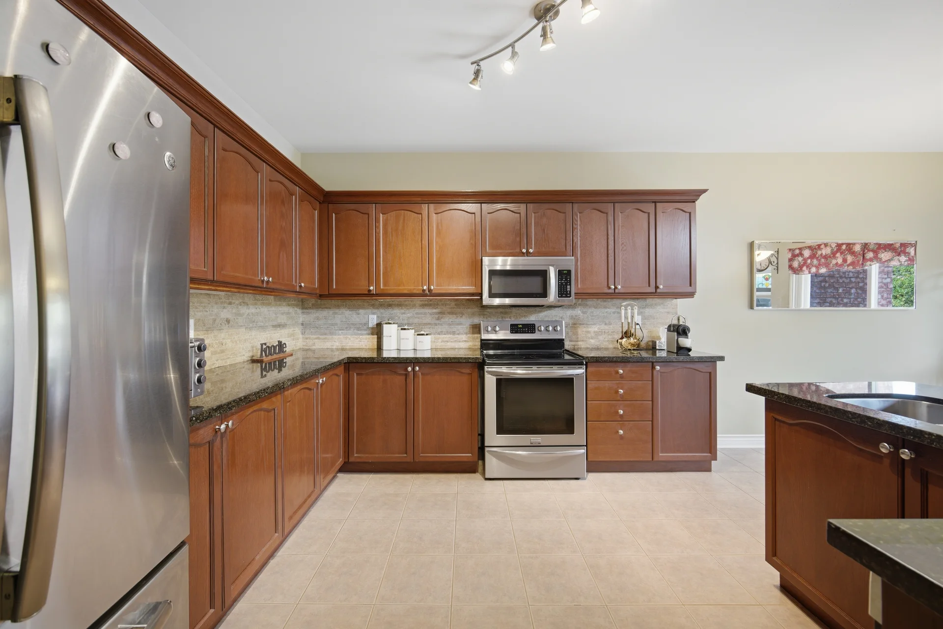 25 Dovergreen Drive, Brampton - photo 38