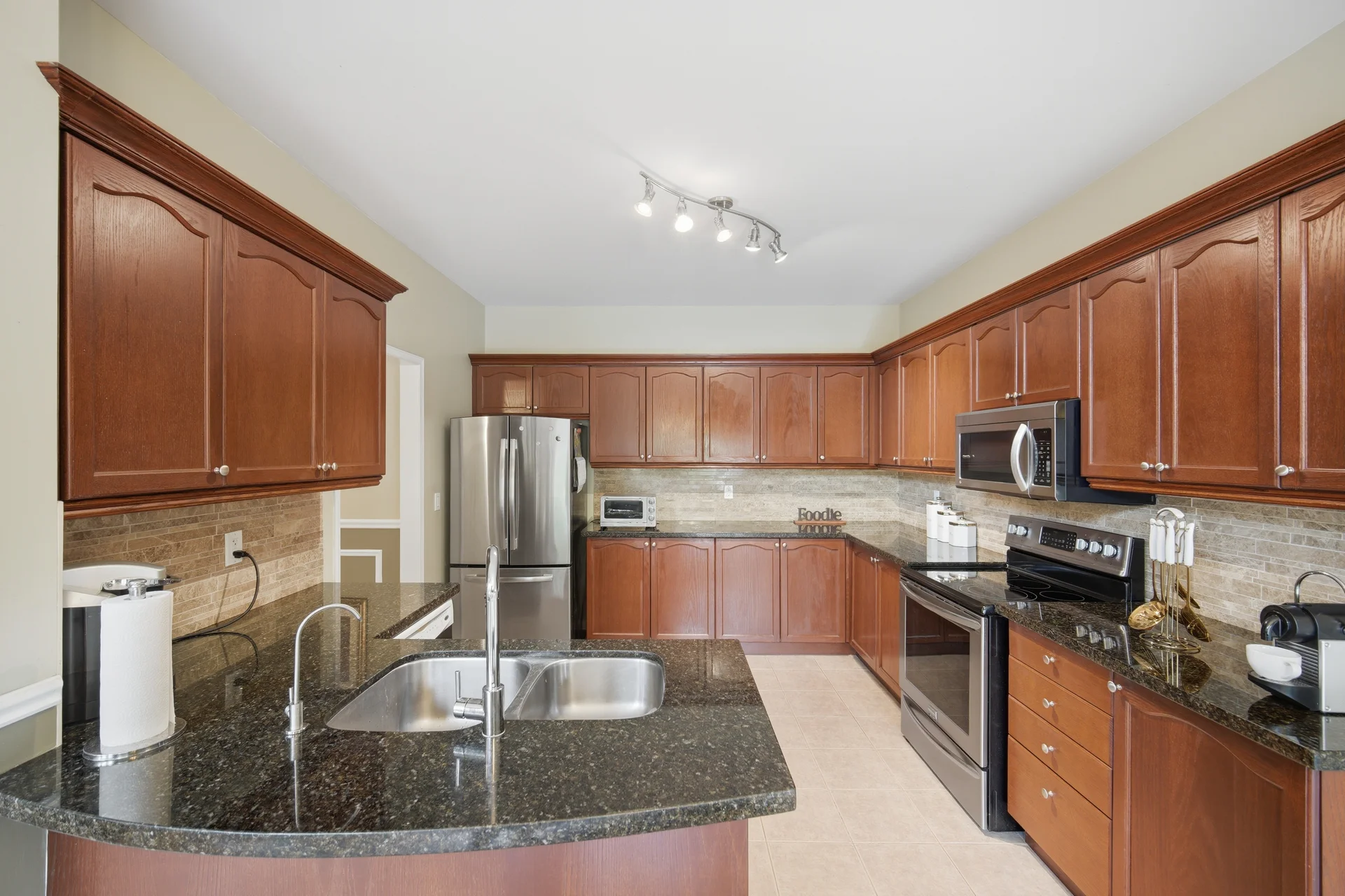 25 Dovergreen Drive, Brampton - photo 41