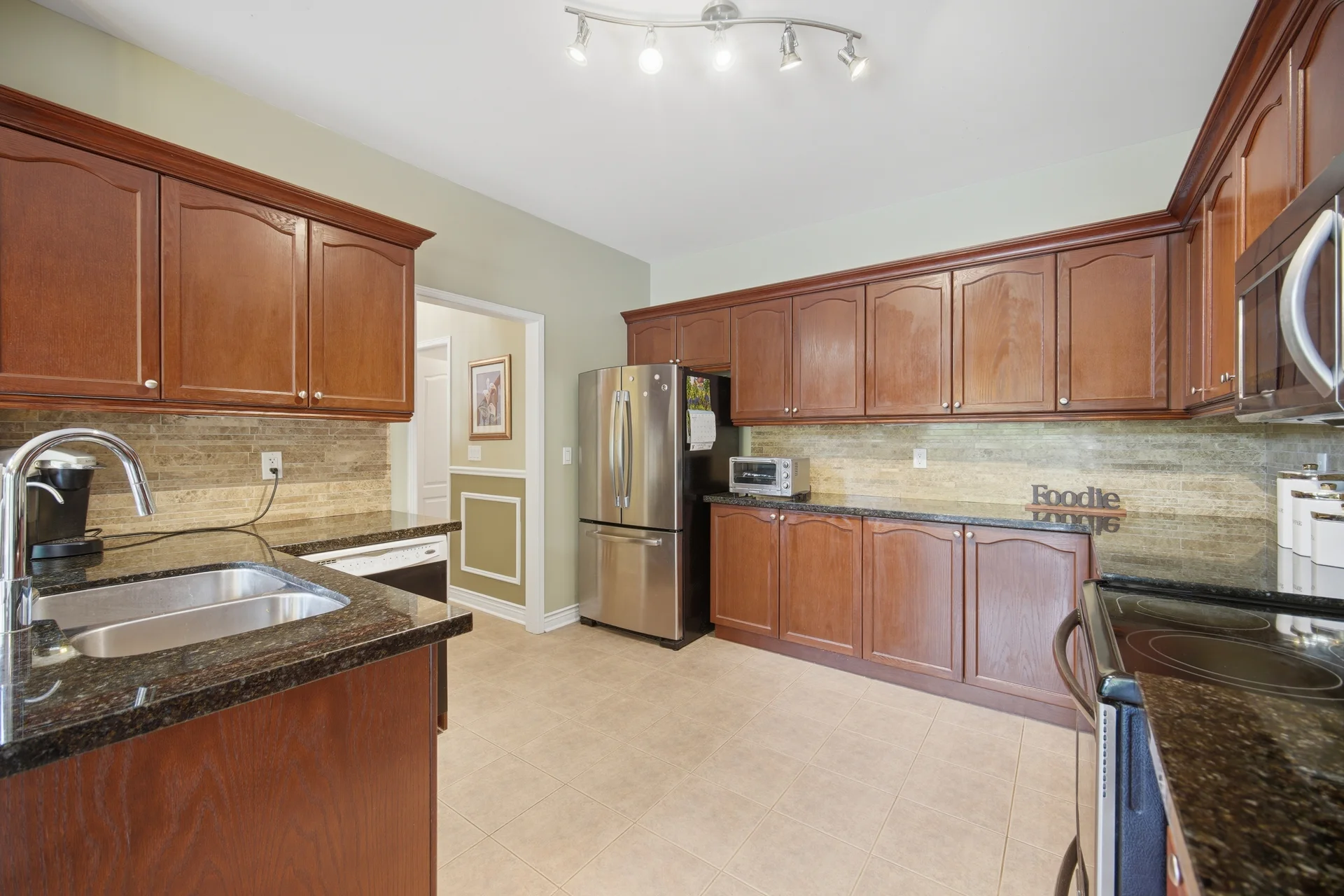25 Dovergreen Drive, Brampton - photo 42