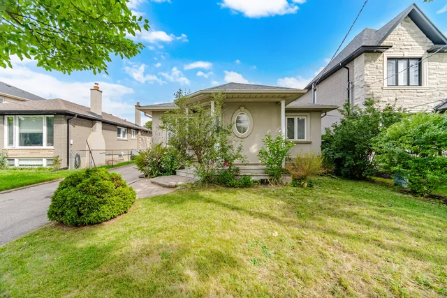 96 Wallasey Avenue, North York - photo 3