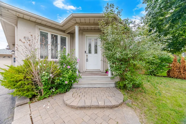 96 Wallasey Avenue, North York - photo 5