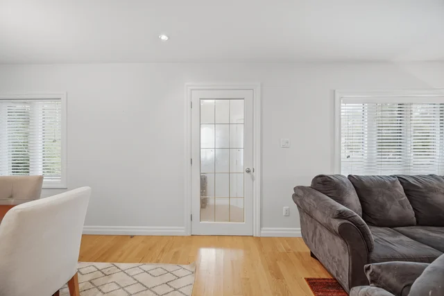96 Wallasey Avenue, North York - photo 8