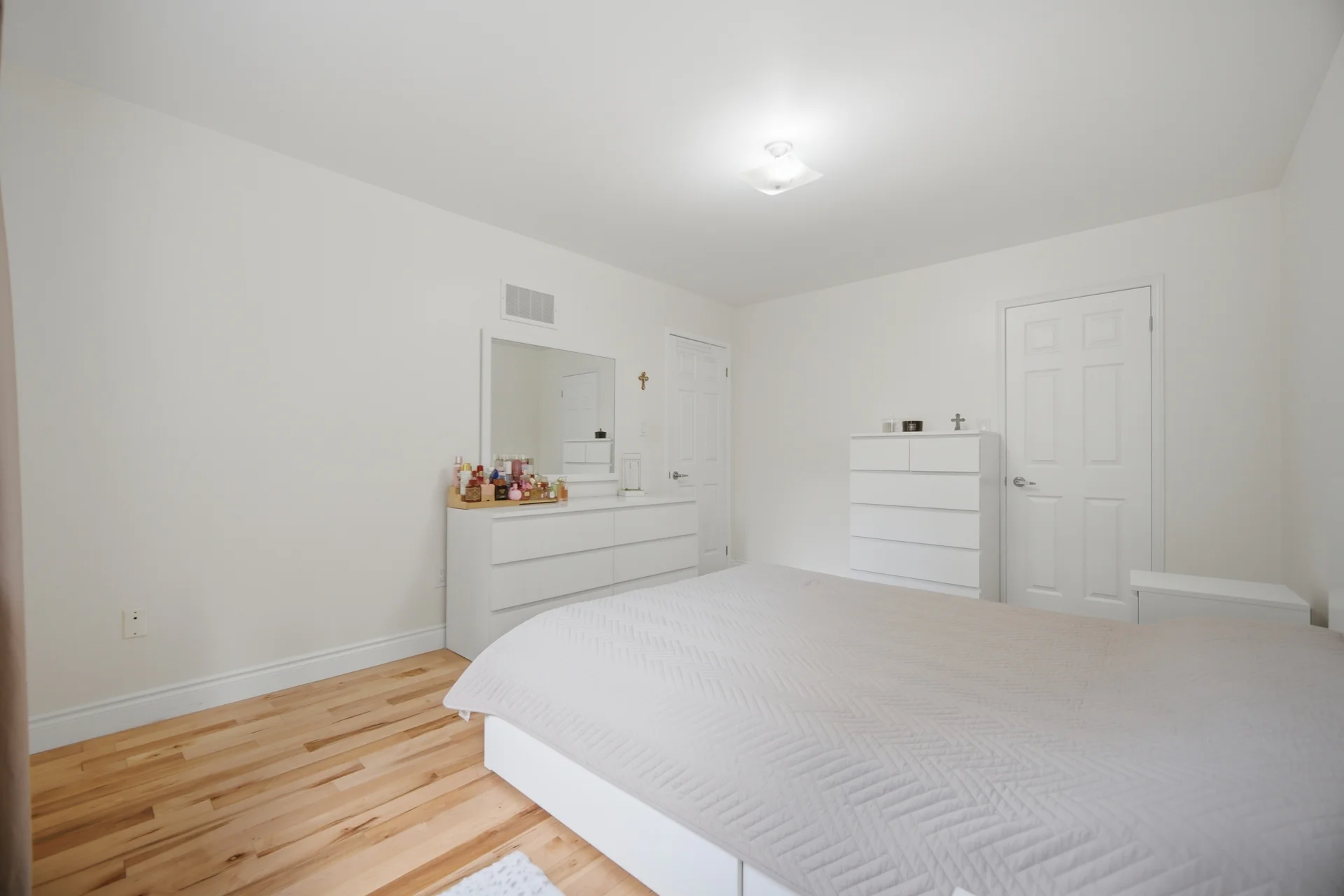 28 Wheatland Drive, Cambridge - photo 35