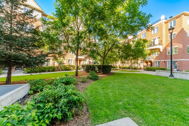 #25-2551 Sixth Line, Oakville - photo 44