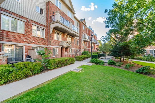 #25-2551 Sixth Line, Oakville - photo 45