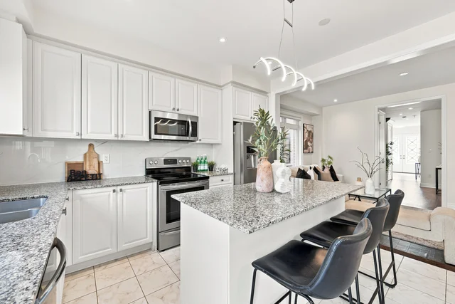 14 Zenith Avenue, Kleinburg - photo 17