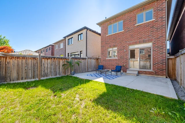14 Zenith Avenue, Kleinburg - photo 43