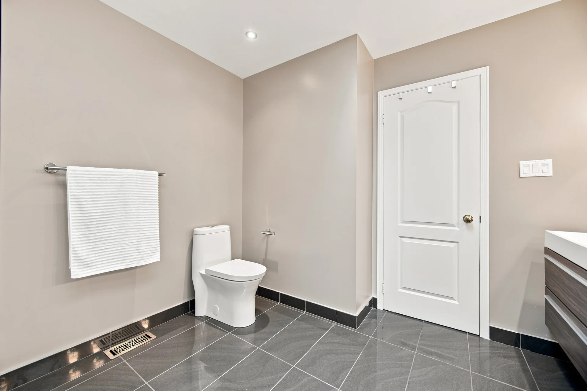 5911 Greensboro Drive, Mississauga - photo 55