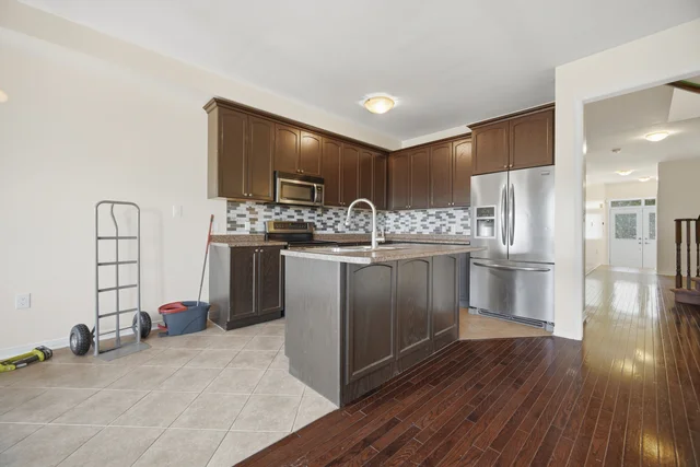 98 Teal Crest Circle, Brampton - photo 19