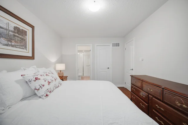 12 Muzzo Drive, Brampton - photo 37
