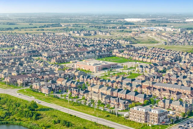12 Muzzo Drive, Brampton - photo 100