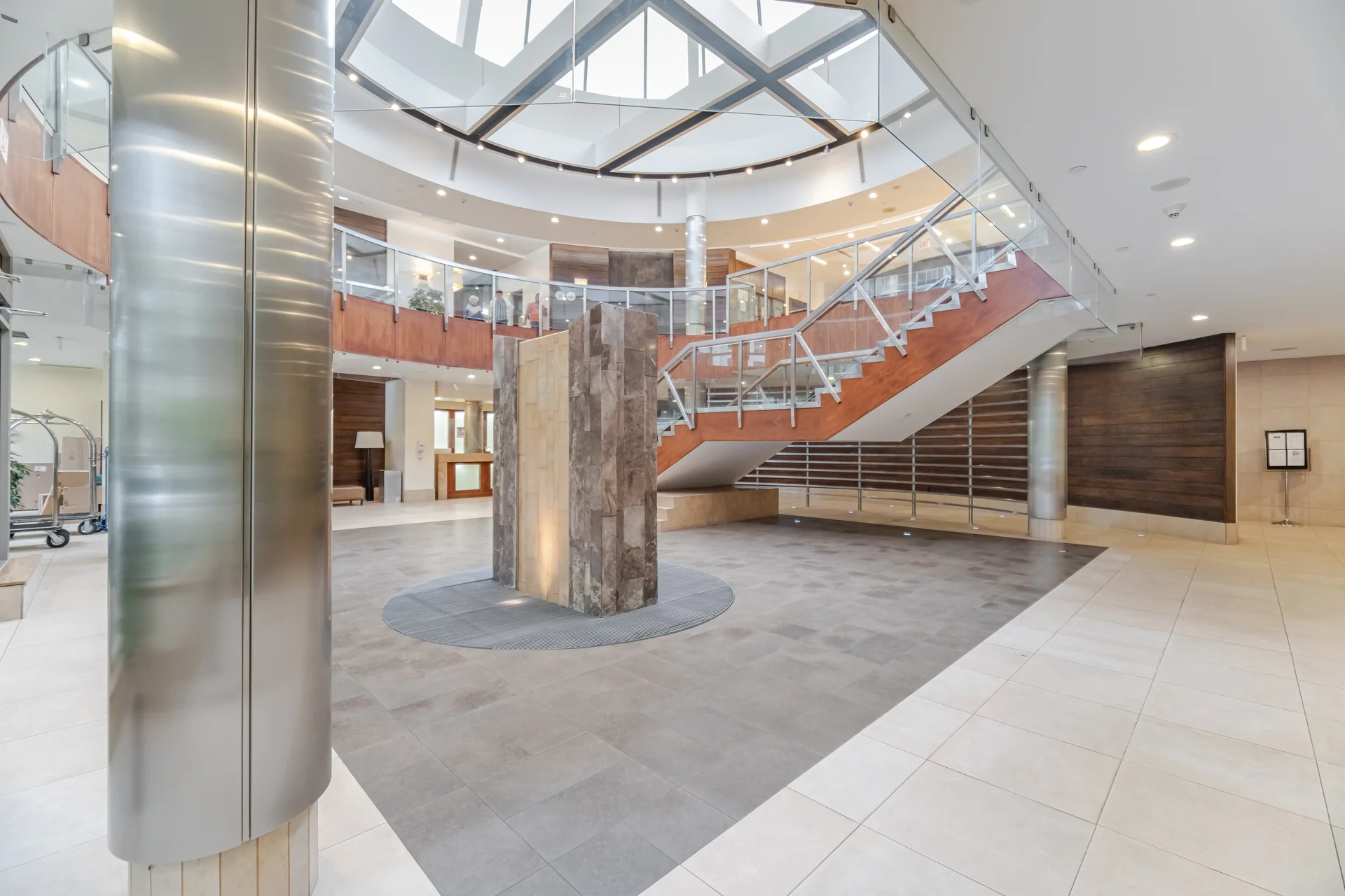 #PH2-3880 Duke of York Boulevard, Mississauga - photo 9