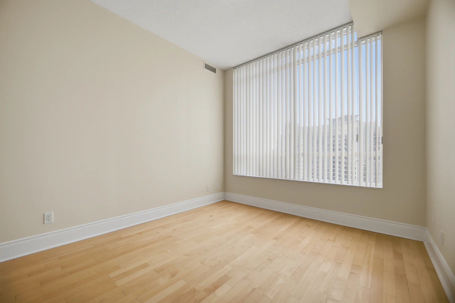 #PH2-3880 Duke of York Boulevard, Mississauga - photo 33